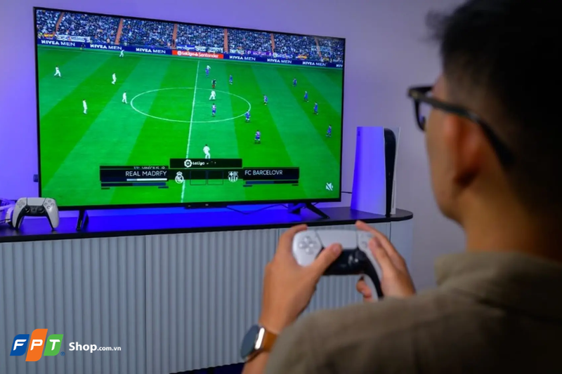 Trải nghiệm chơi game Console mượt mà không độ trễ với tivi có tần số quét cao