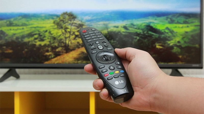 tivi LG chưa được lập tr&igrave;nh 1