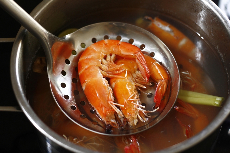 tôm sốt hạt thông 4