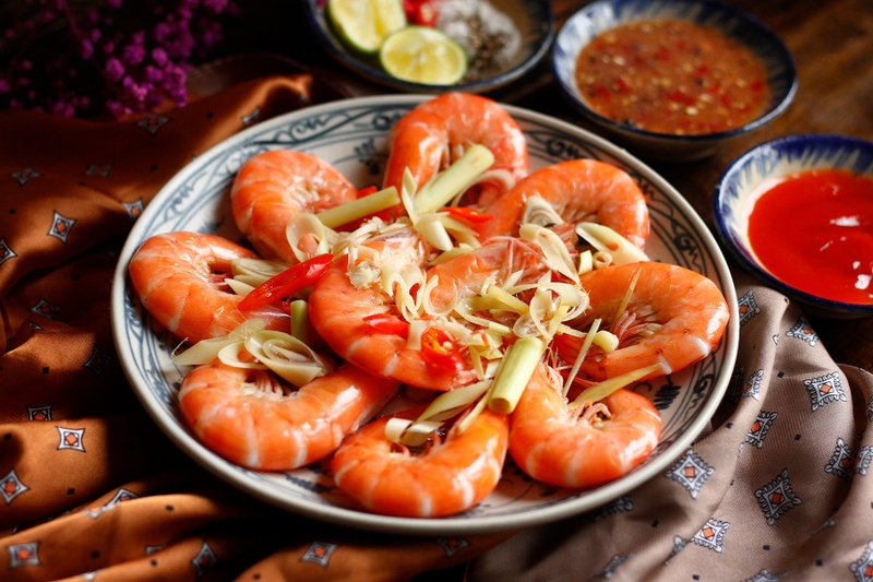 Tôm sú hấp 1