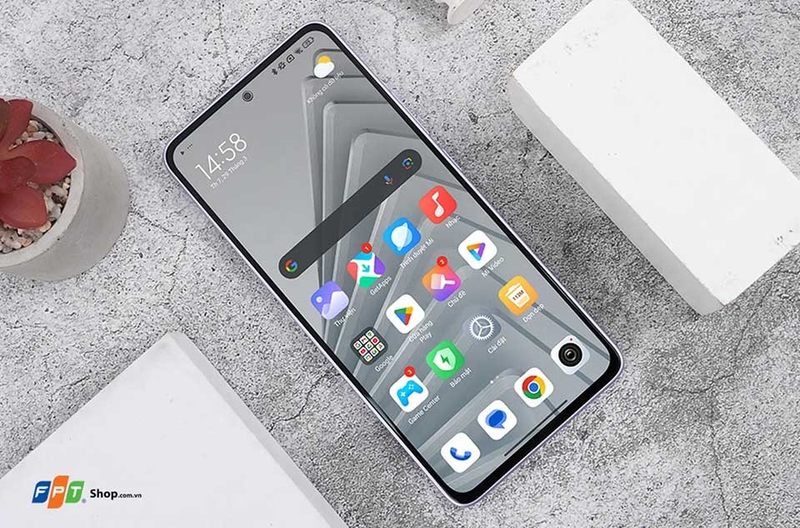 Top 10 điện thoại màn hình AMOLED 2026 - 06