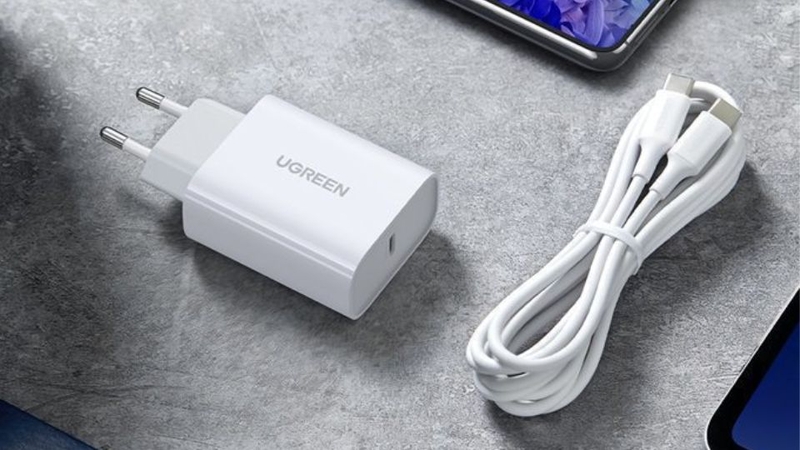 Vì sao củ sạc 30W được xem là chuẩn sạc quốc dân?