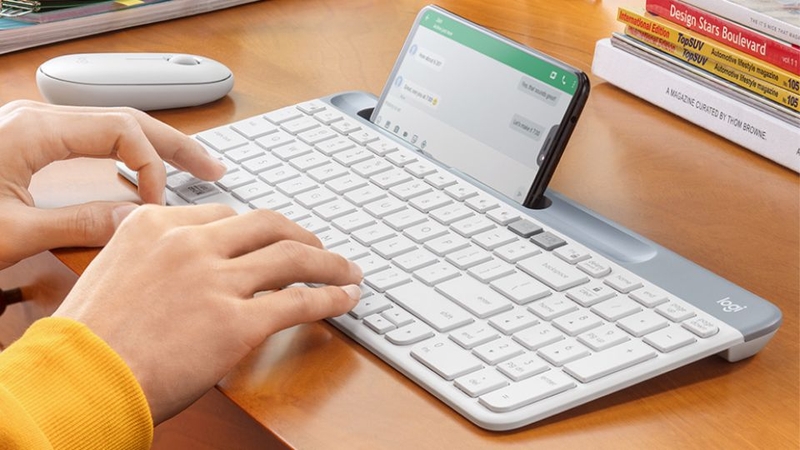 Logitech K580