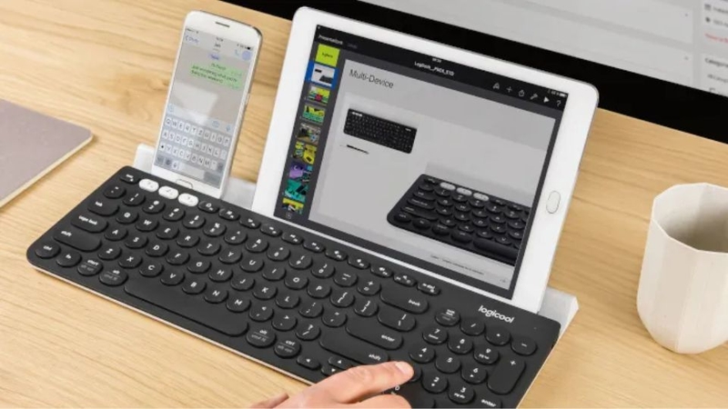 Logitech K780