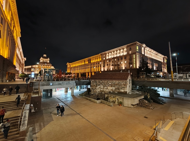 Top điện thoại có camera góc siêu rộng 19