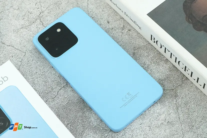 Top điện thoại nhỏ gọn pin trâu (hình 3)