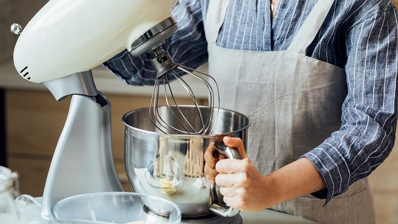 Những tiện ích mà máy nhồi bột để bàn mang lại