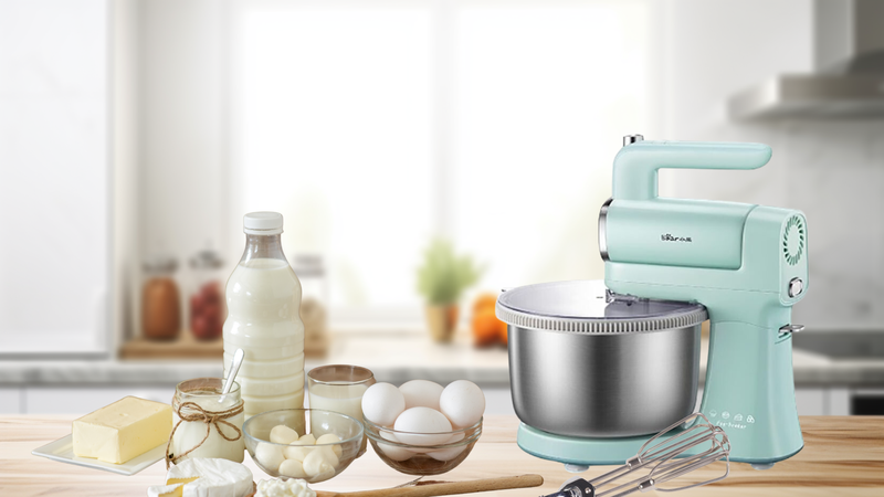 Máy nhồi bột đánh trứng Bear DDQ-B03V1