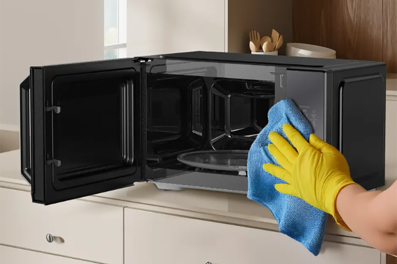 Lò vi sóng có nướng Toshiba 26 lít MW3-EG26PE(BM)VN dễ dàng vệ sinh