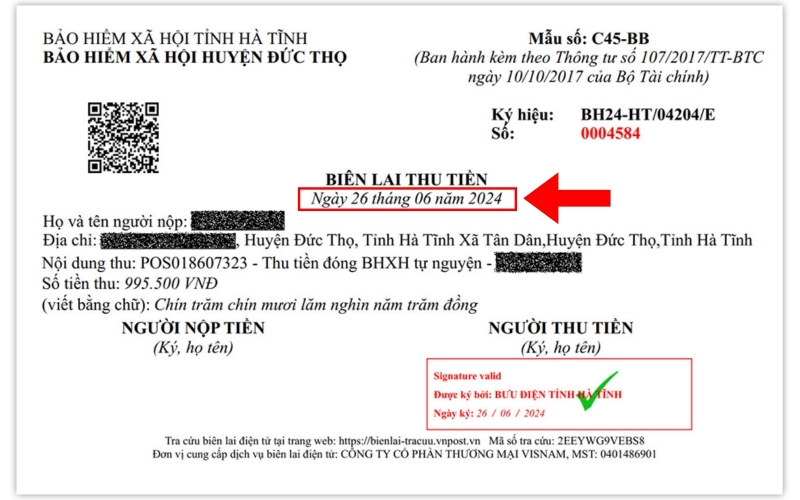Xem trên biên lai đóng tiền Bảo hiểm y tế