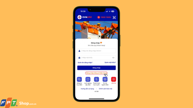 Truy cập vào ứng dụng EVN và chọn Đăng nhập bằng số điện thoại