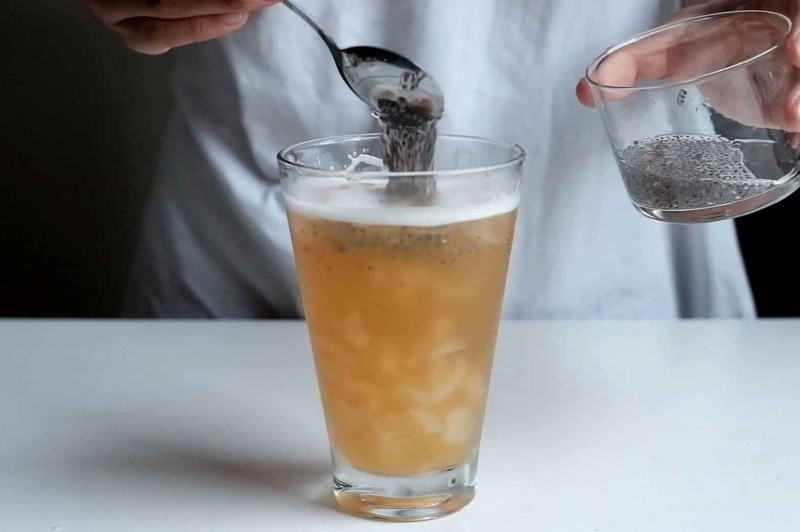 trà nhãn hạt chia hình 8