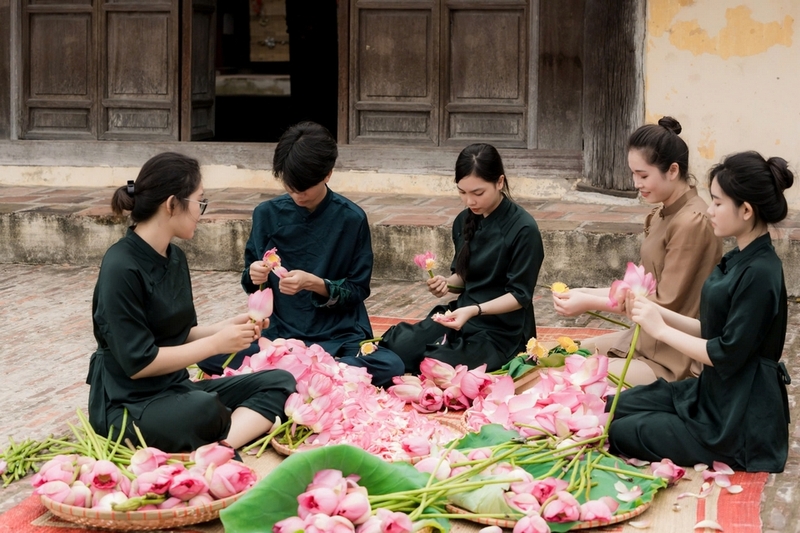 Trà sen xổi ảnh 3