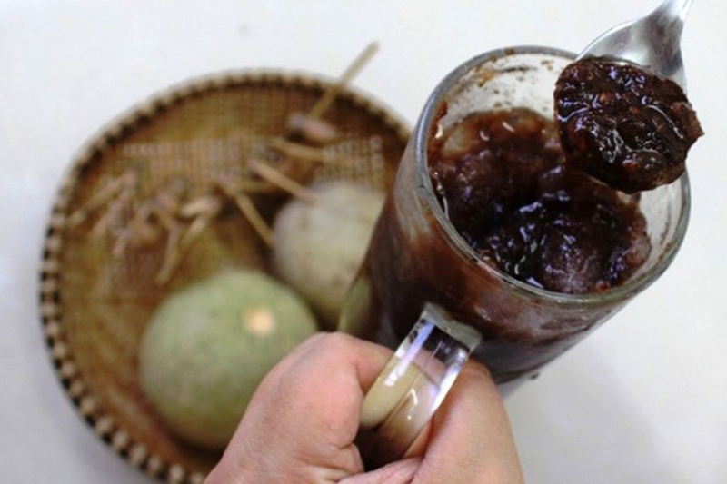 Quách dầm sinh tố
