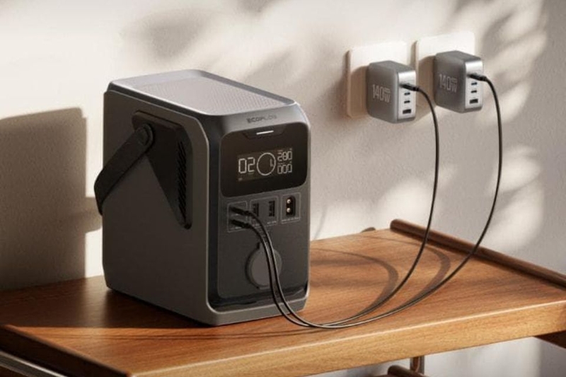 Trạm điện di động Ecoflow Trail 300 sạc linh hoạt mọi lúc