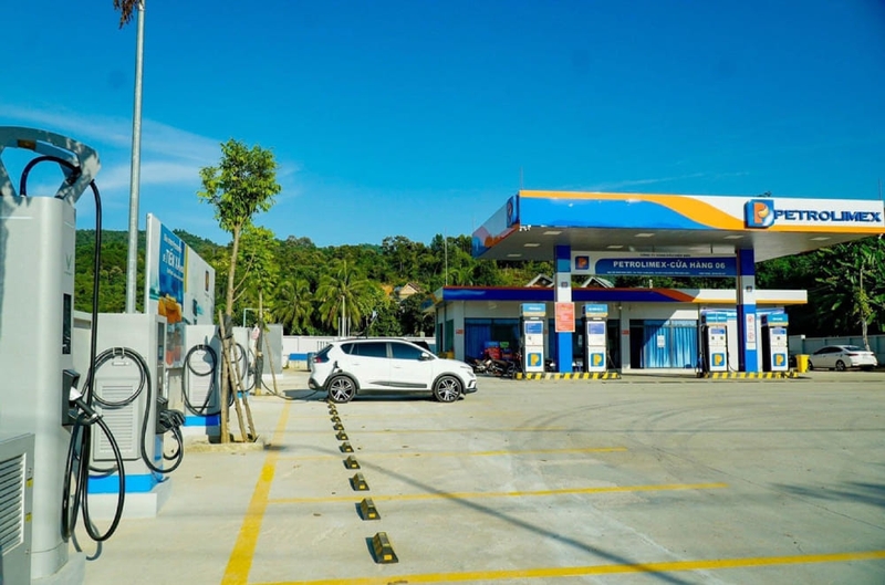 trạm sạc VinFast 4