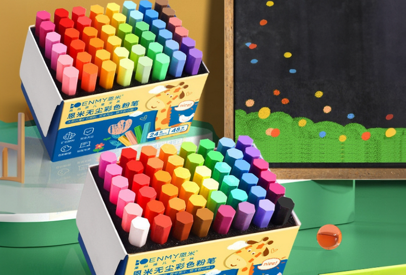 Trang trí bảng đen với ông già Noel