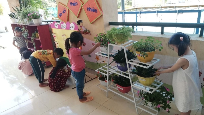 trang trí lớp mầm non theo hướng mở 11