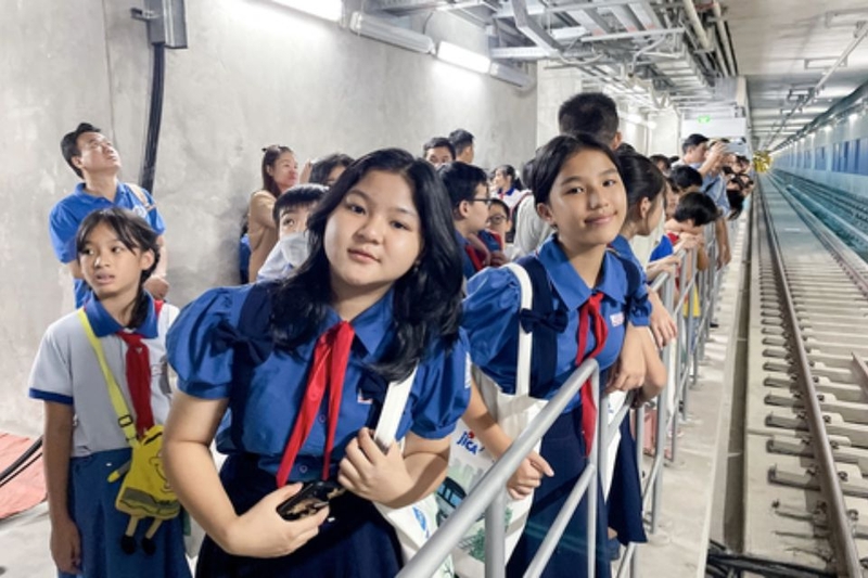 Vậy trẻ em đi Metro được không?