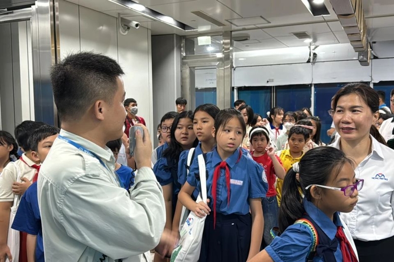 Hướng dẫn trẻ di chuyển an toàn