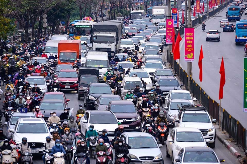 Trên 60 tuổi có được lái xe ô tô B2 - 02