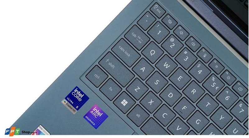 Trên tay Acer Swift Go 14 AI - 06