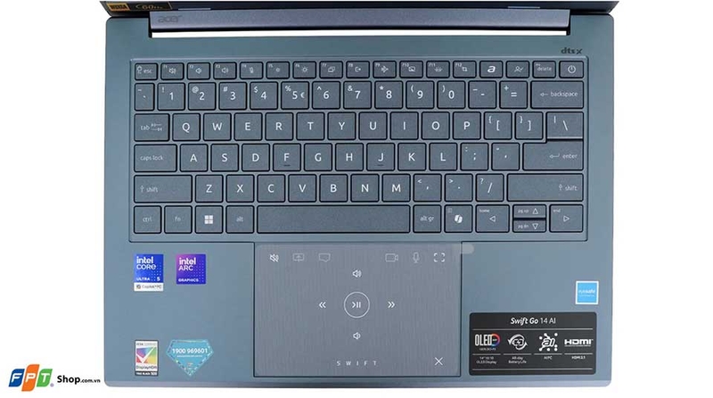 Trên tay Acer Swift Go 14 AI - 07