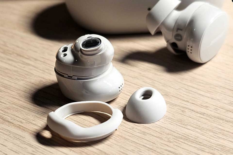 Trên tay Bose QuietComfort Earbuds - 04