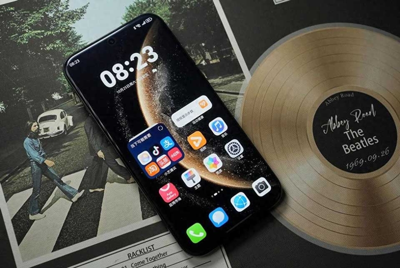 Trên tay Huawei Mate 70 Air - 07