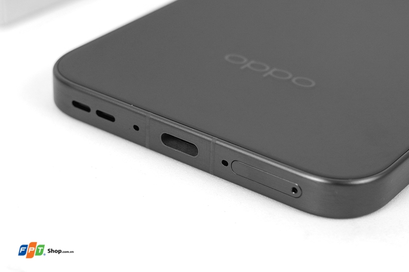 Mở hộp và trên tay OPPO Find X8 tại Việt Nam (ảnh 5)