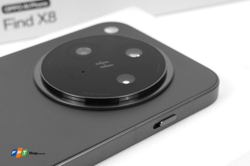 Mở hộp và trên tay OPPO Find X8 tại Việt Nam (ảnh 3)