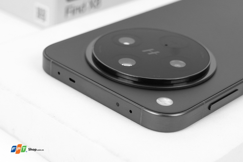 Mở hộp và trên tay OPPO Find X8 tại Việt Nam (ảnh 4)