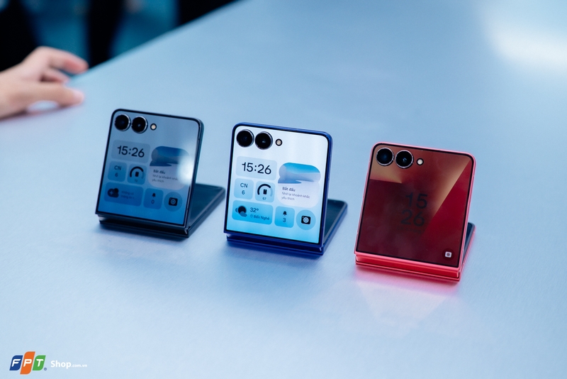 Trên tay Samsung Galaxy Z Flip7 tại Việt Nam (ảnh 16)