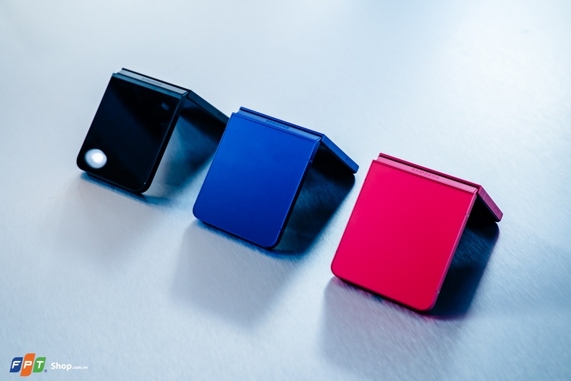 Trên tay Samsung Galaxy Z Flip7 tại Việt Nam (ảnh 4)