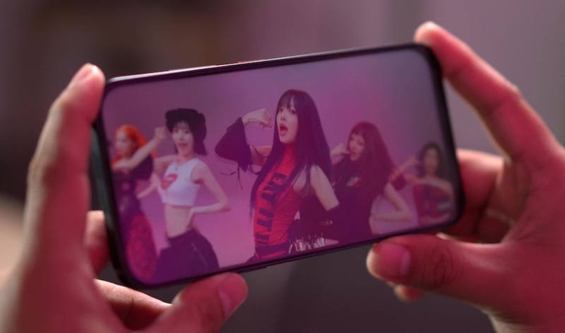 Trên tay Nubia V80 Design - hình 7