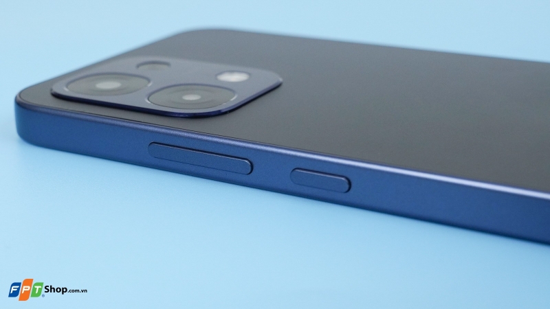 Trên tay OPPO A6 Pro tại Việt Nam 4