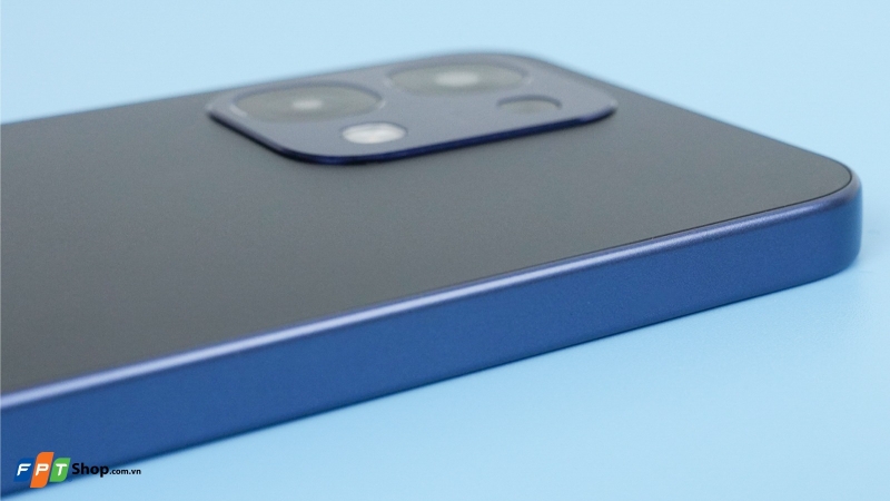 Trên tay OPPO A6 Pro tại Việt Nam 3