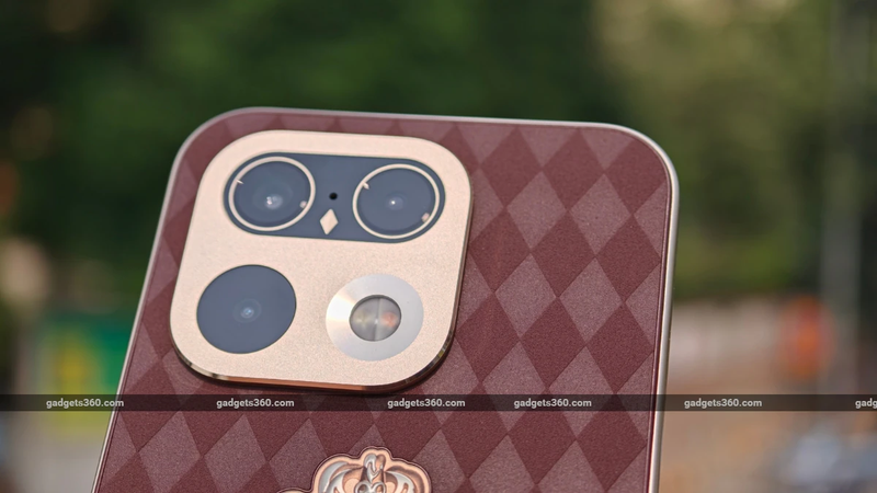 trên tay realme 16 Pro 5G Harry Potter Edition 10.png