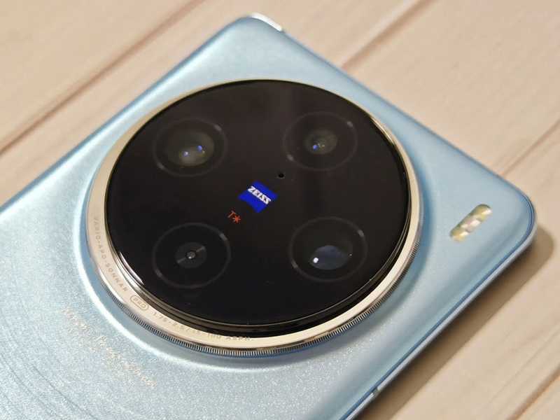 Trên tay vivo X100 Pro - 02
