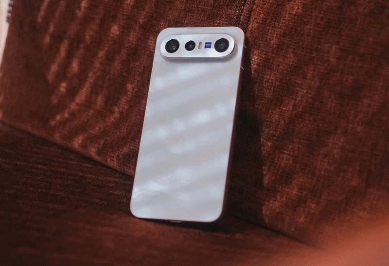 Trên tay vivo X300 FE - hình 2