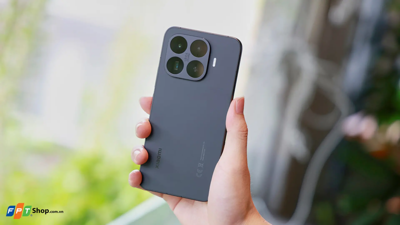 Trên tay Xiaomi 17T Pro - hình 2
