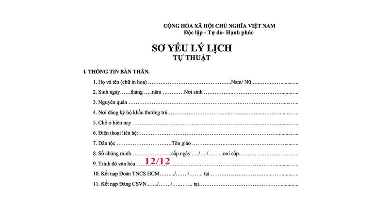Trình độ văn hóa ghi đại học hay 12/12 2