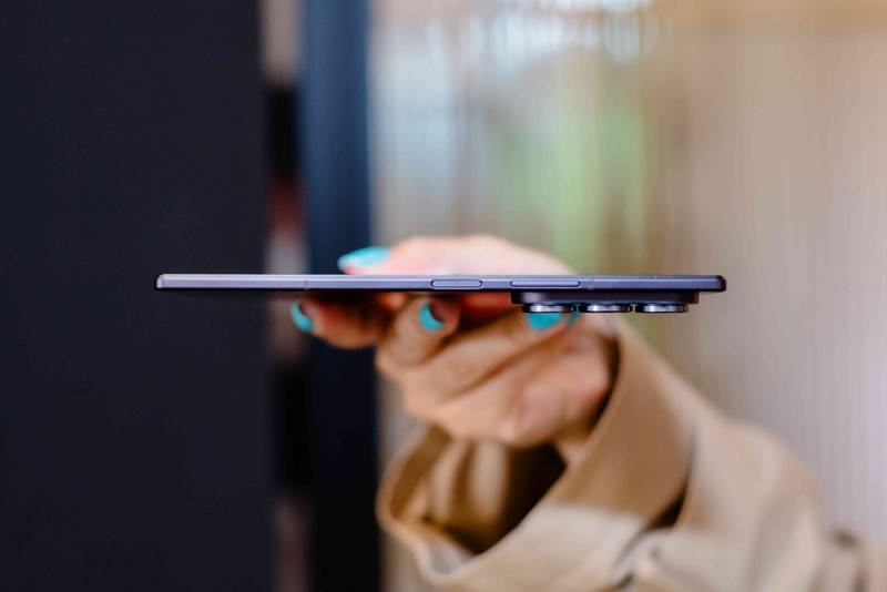 Trọng lượng Samsung Galaxy Z Fold 8 Ultra 2