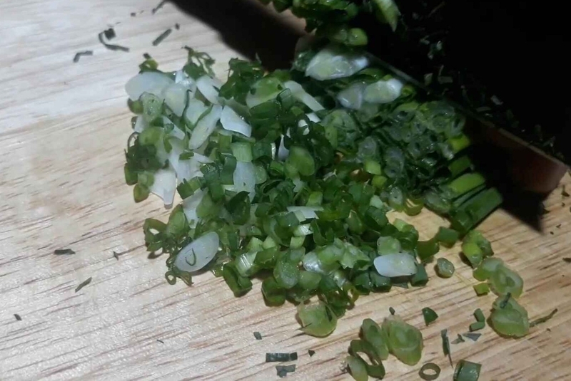 trứng chiên lá lốt hình 4