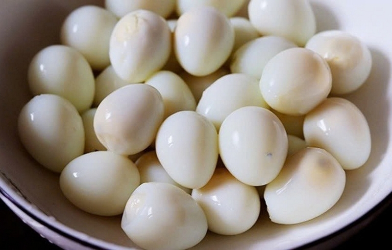 Trứng cút luộc bao lâu ảnh 3