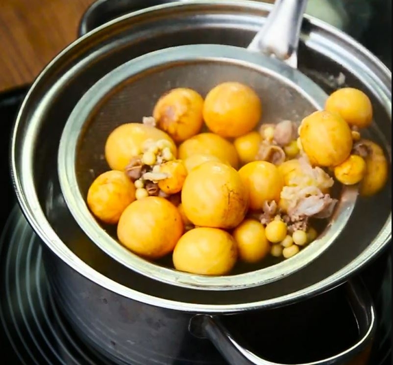 trứng non sốt thái (hình 4)