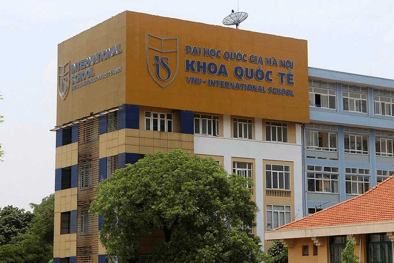 Đại học Trường Quốc tế ĐHQGHN - 02