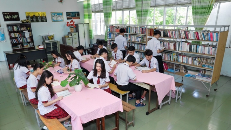 Một số điểm hạn chế của trường tư
