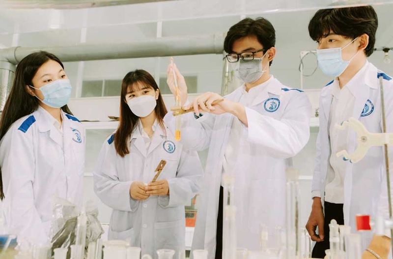 Điểm chuẩn Y Dược Đà Nẵng 2025 - 04