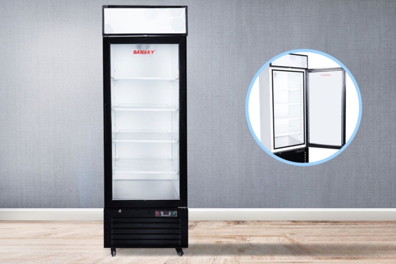 tủ đ&ocirc;ng đứng Sanaky h&igrave;nh 3
